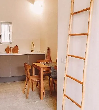 With Private Pool Apartamento *