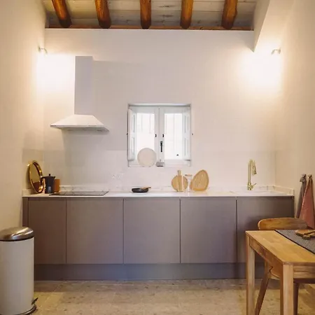 Apartamento With Private Pool
