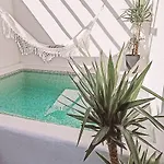 With Private Pool *