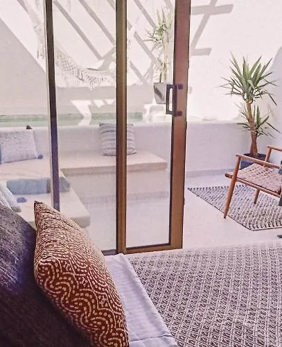 With Private Pool Апартаменты *